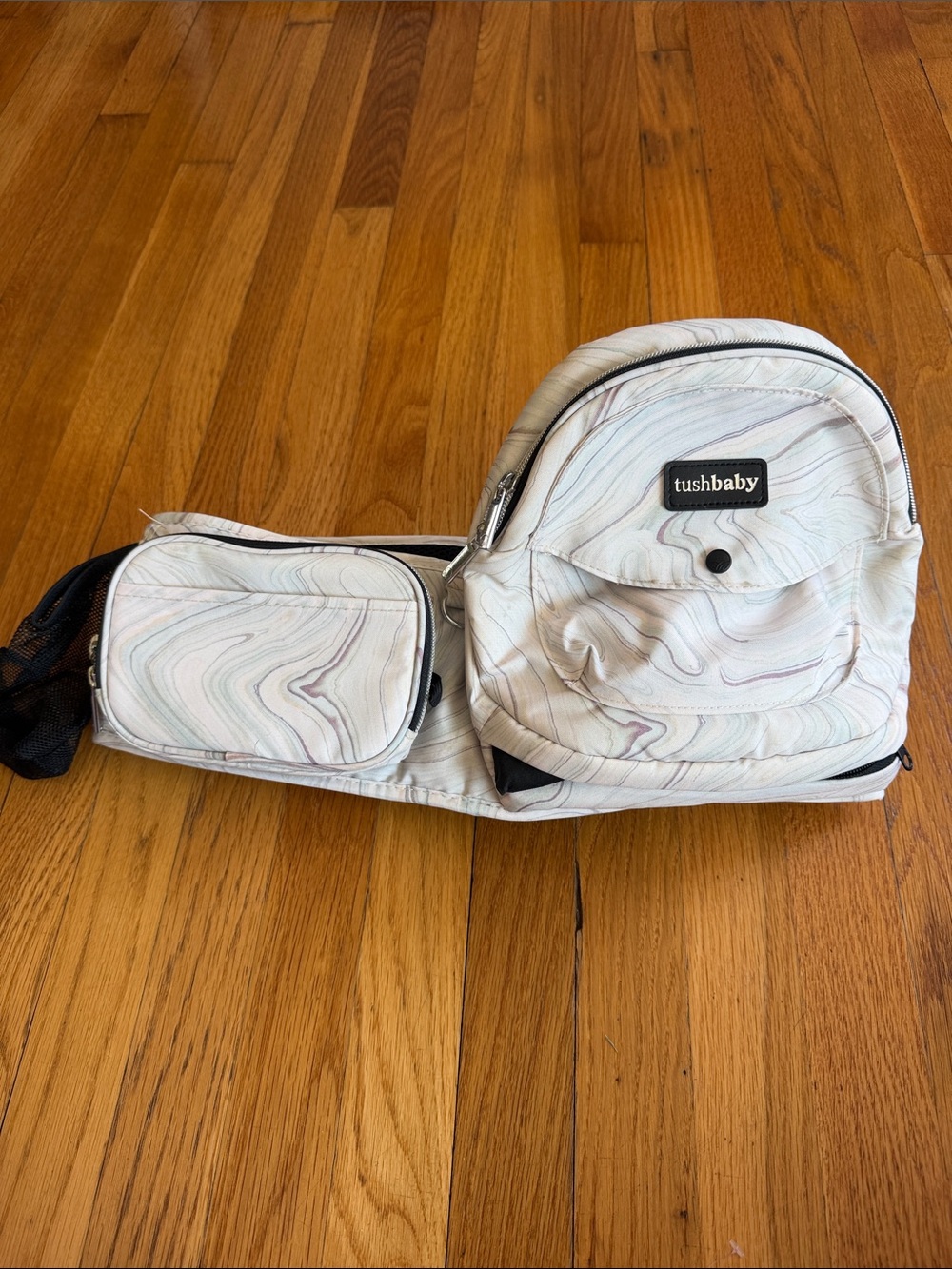 TushBaby Carrier - Marble Print